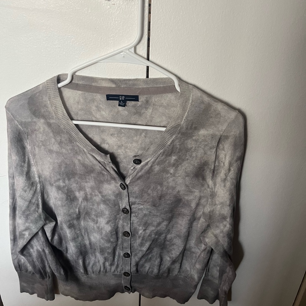 GAP Gray Tie-Dye Button-Up Cardigan